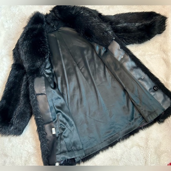 Source Unknown Black Faux Fur Leather Jacket - Picture 5 of 9
